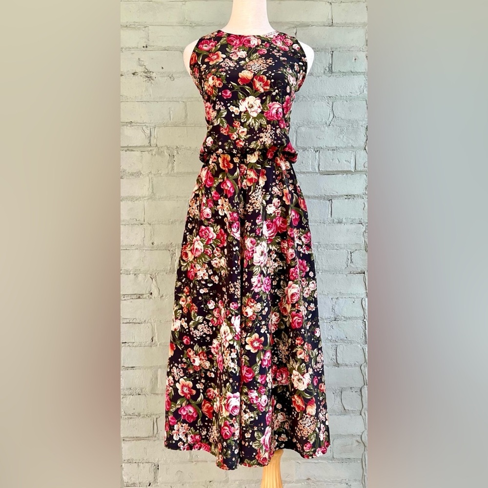 Vintage Floral Sleeveless Midi Dress